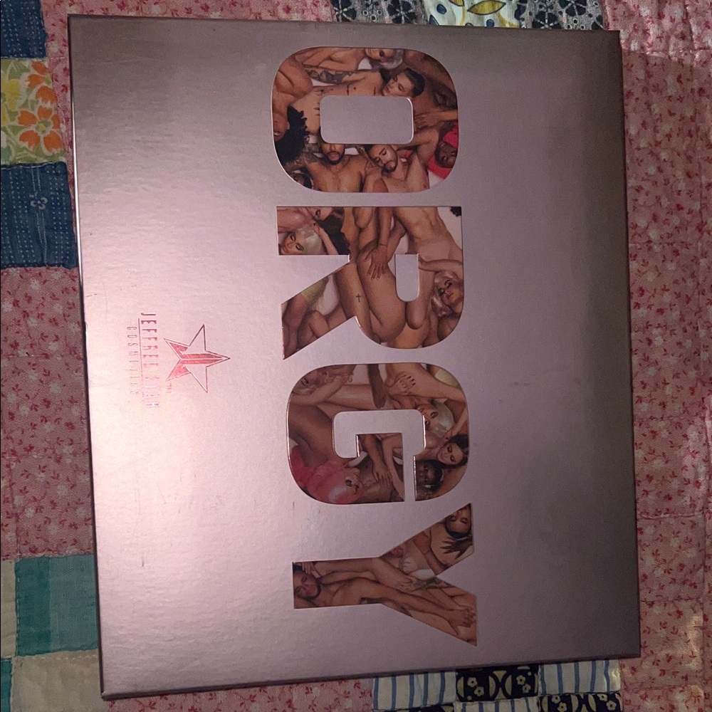 Jeffree Star Orgy Eyeshadow Palette